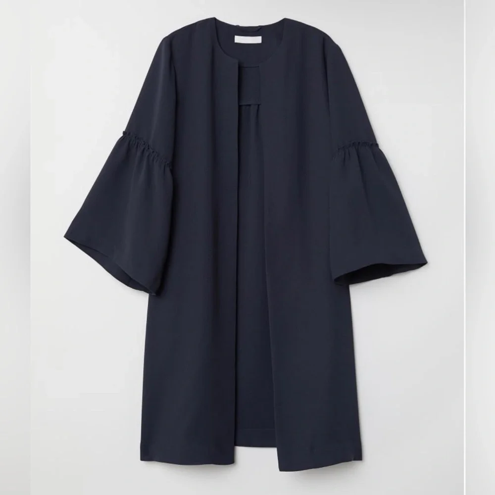 H&M FLOUNCE SLEEVED COAT - SMALL - Picture 4 of 8